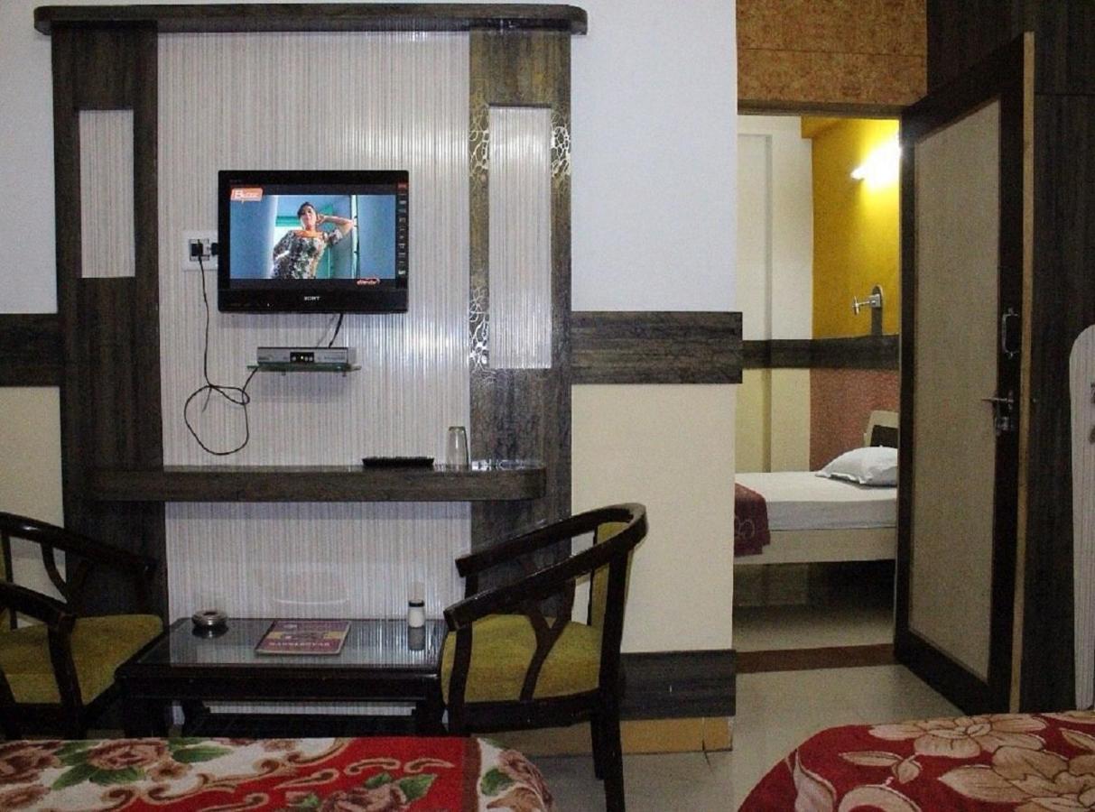 Hotel Mansarovar Rajasthan Jalor ภายนอก รูปภาพ
