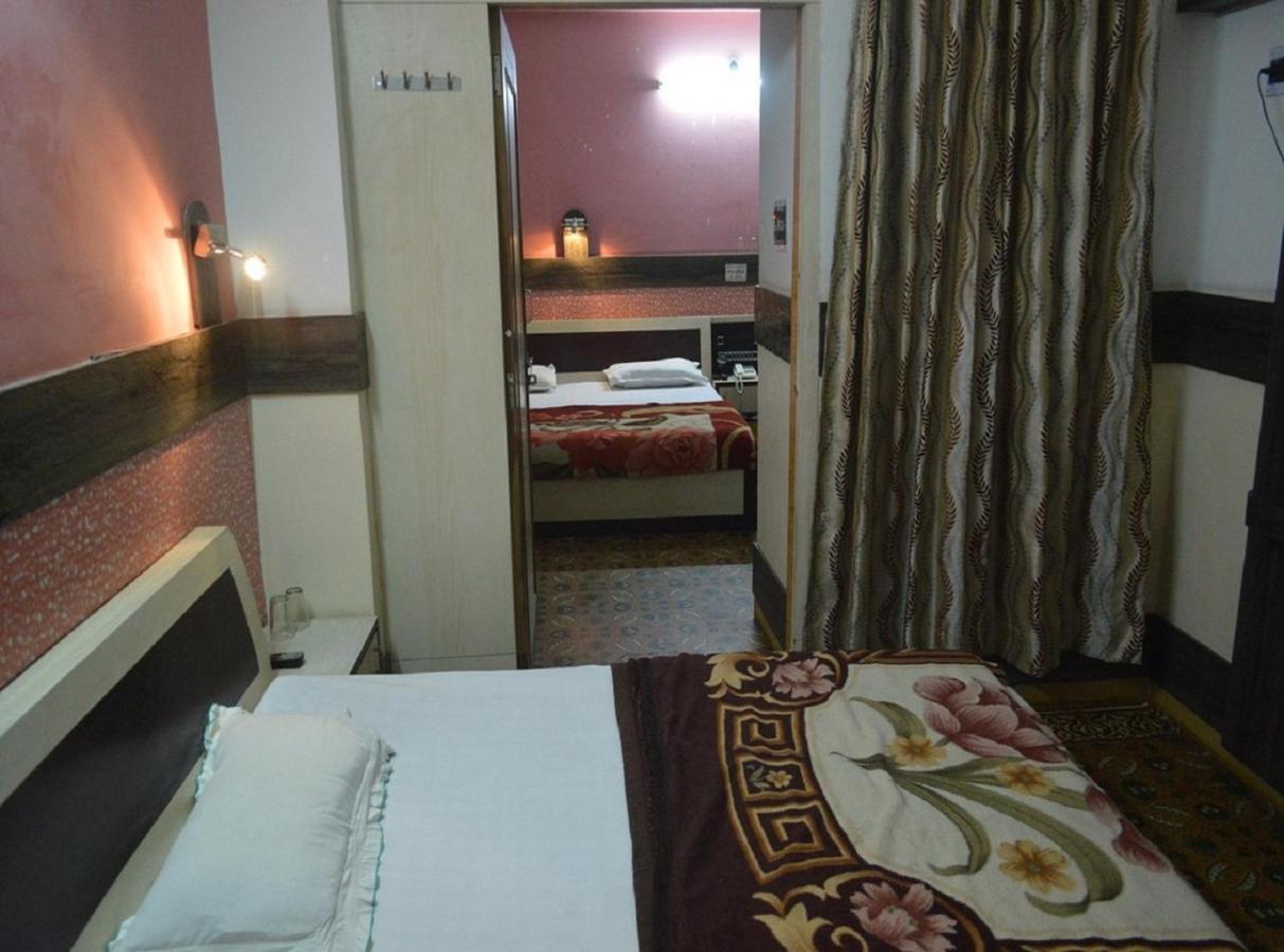 Hotel Mansarovar Rajasthan Jalor ภายนอก รูปภาพ